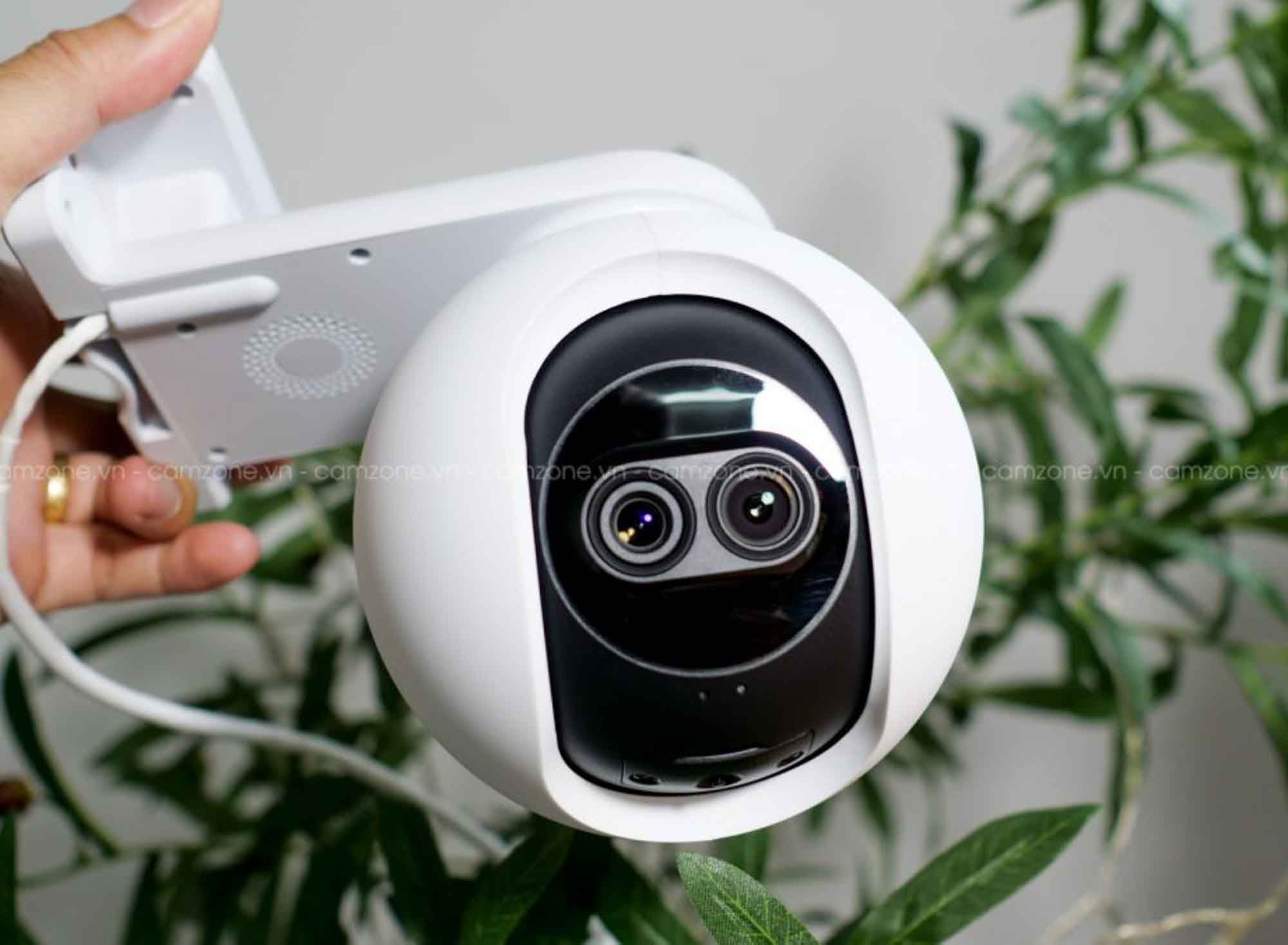 camera-wifi-ip-ezviz-c8pf-zoom 