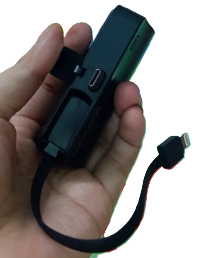 Khả năng chịu lực k&eacute;m dễ gặp t&igrave;nh trạng sạc ngắt qu&atilde;ng nếu cử động mạnh như vừa sạc khi chơi game