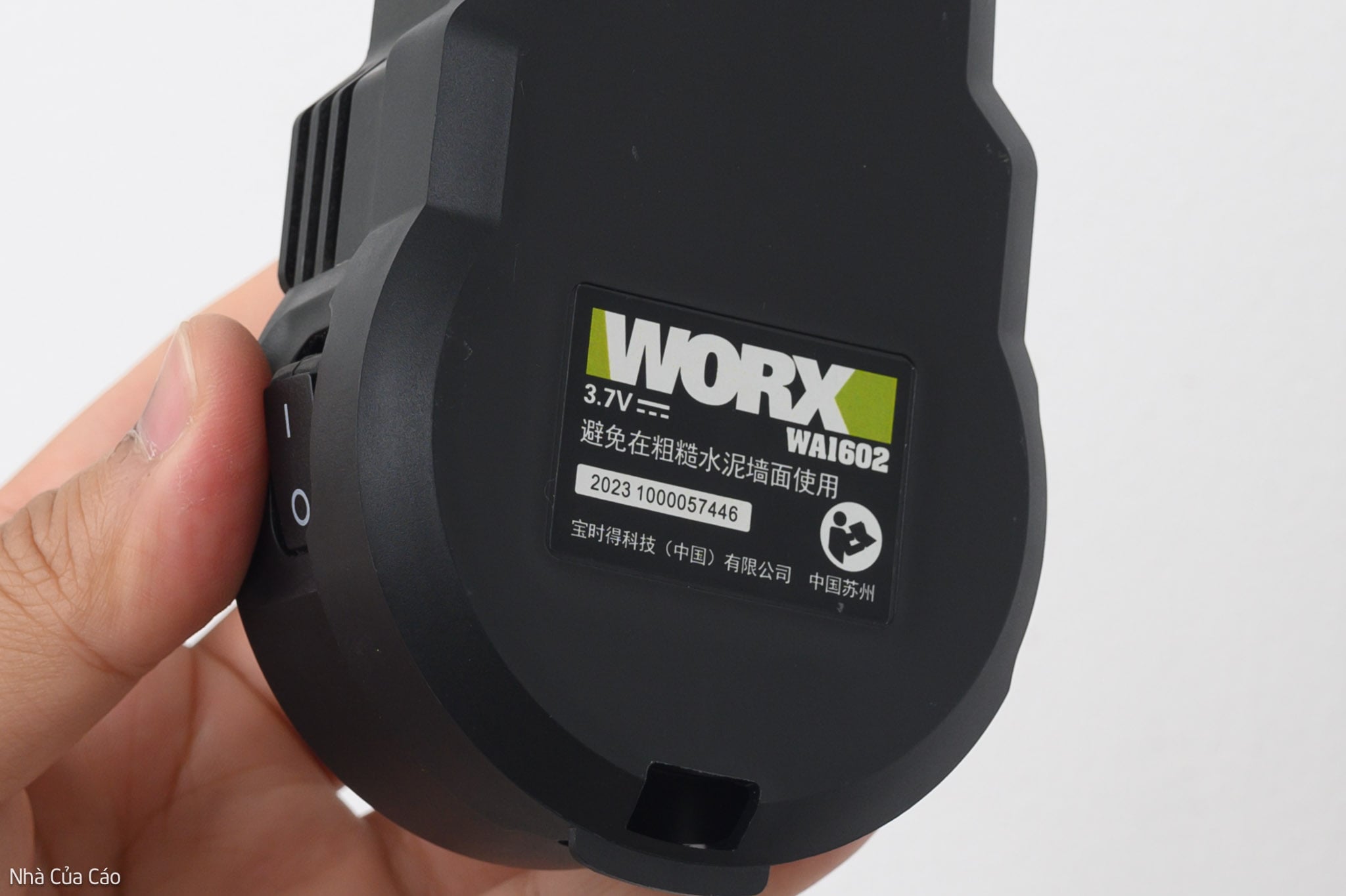 M&aacute;y hứng bụi Worx WA1602 m&agrave;u xanh đen